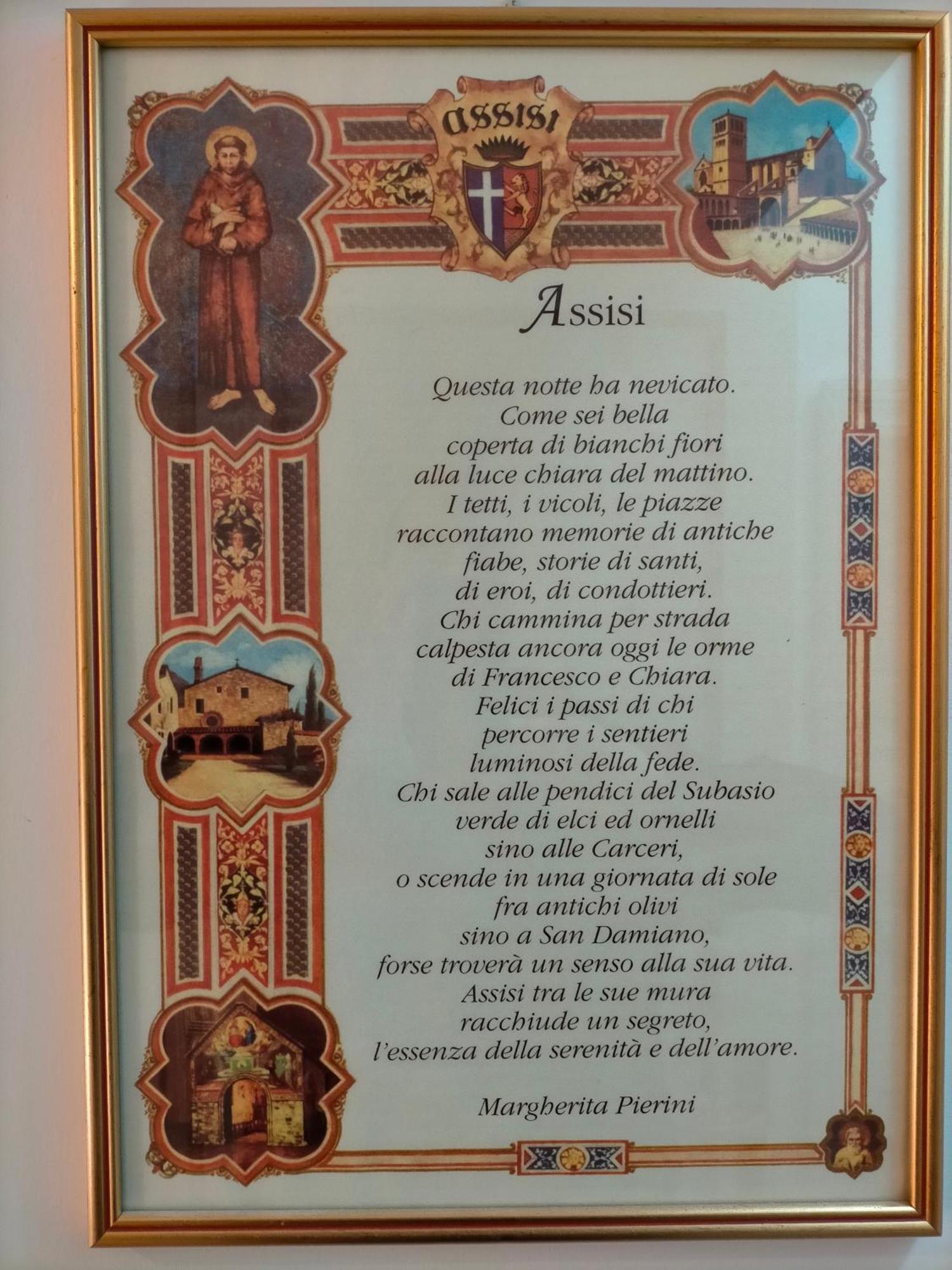 Canto XI Assisi Exteriör bild